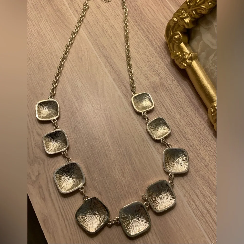 Necklace with Yellow Stones - Picture 6 of 9